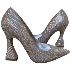 Steve Madden Zana Pumps in Silver Rhinestone Women's Size 8 Crystal Glam Wedding